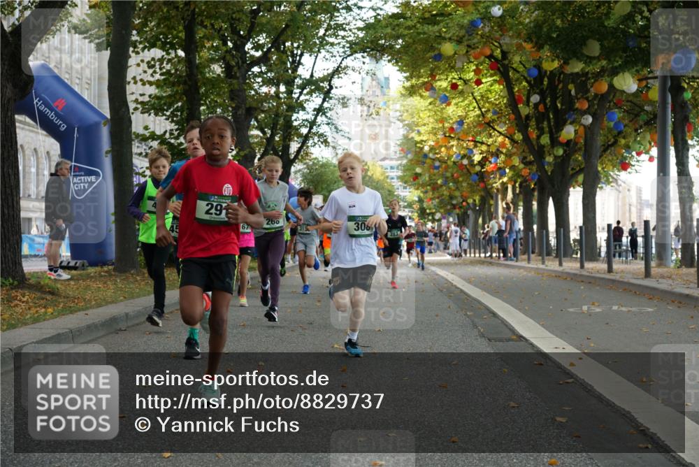 07.09.2025 - BARMER Alsterlauf Yannick Fuchs http://msf.ph/oto/8829737 07.09.2025 10:47:55 Laufen 291, 260, 67, 315, 306, 283 meine-sportfotos.de