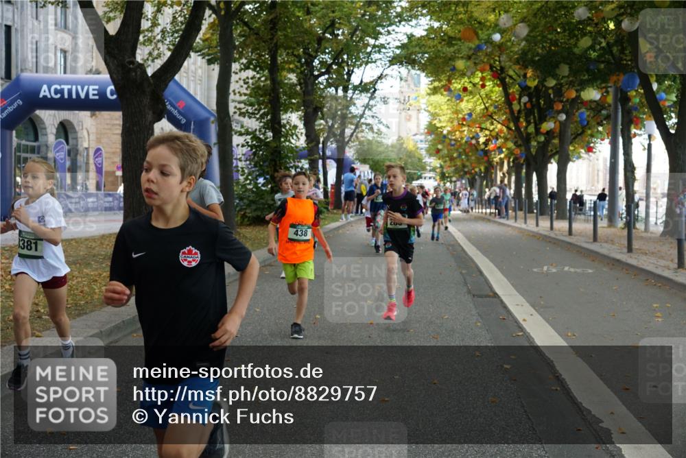 07.09.2025 - BARMER Alsterlauf Yannick Fuchs http://msf.ph/oto/8829757 07.09.2025 10:47:59 Laufen 381, 438 meine-sportfotos.de