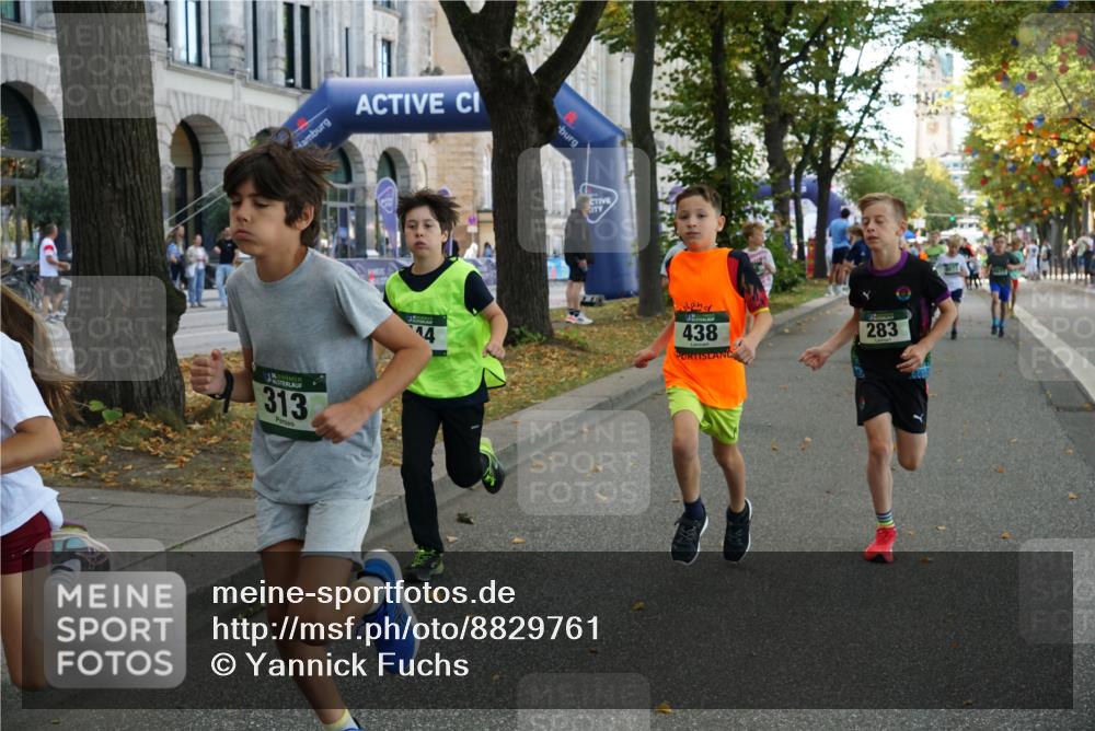 07.09.2025 - BARMER Alsterlauf Yannick Fuchs http://msf.ph/oto/8829761 07.09.2025 10:47:59 Laufen 313, 14, 438, 283 meine-sportfotos.de