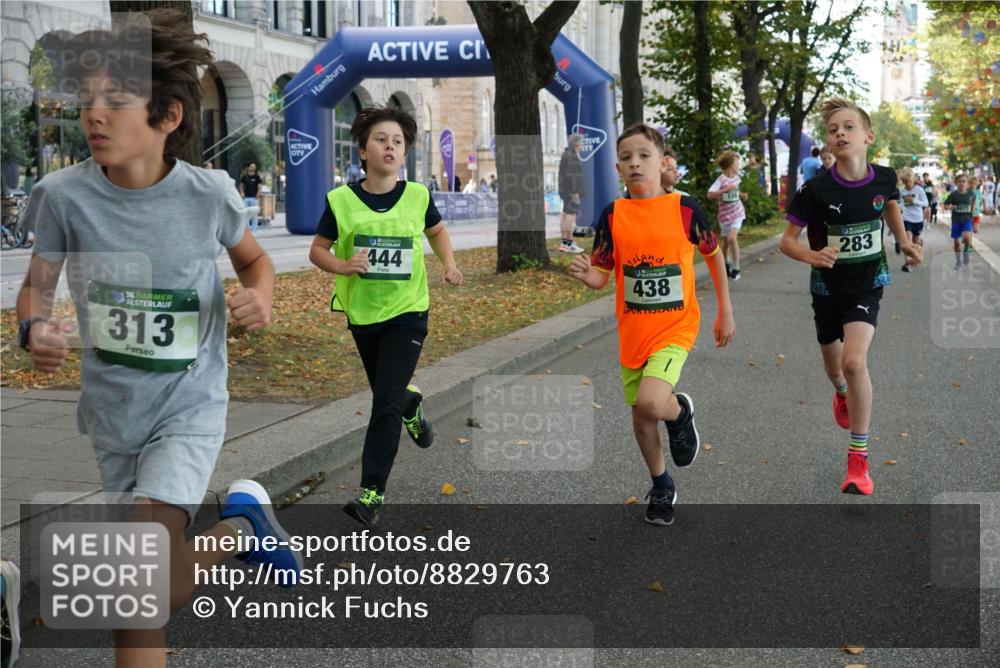 07.09.2025 - BARMER Alsterlauf Yannick Fuchs http://msf.ph/oto/8829763 07.09.2025 10:48:00 Laufen 36, 313, 444, 438, 194, 283 meine-sportfotos.de
