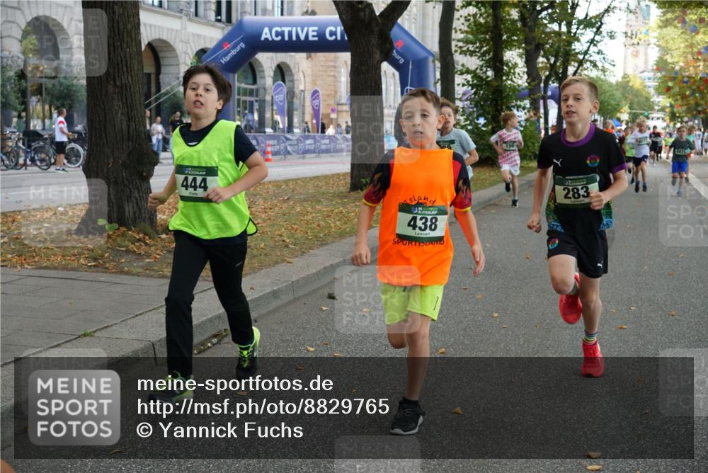 07.09.2025 - BARMER Alsterlauf Yannick Fuchs http://msf.ph/oto/8829765 07.09.2025 10:48:00 Laufen 1, 444, 136, 438, 283 meine-sportfotos.de