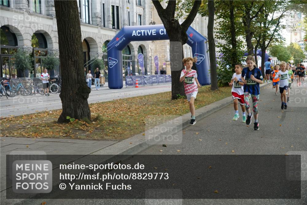 07.09.2025 - BARMER Alsterlauf Yannick Fuchs http://msf.ph/oto/8829773 07.09.2025 10:48:02 Laufen 196, 8073, 8233, 151 meine-sportfotos.de