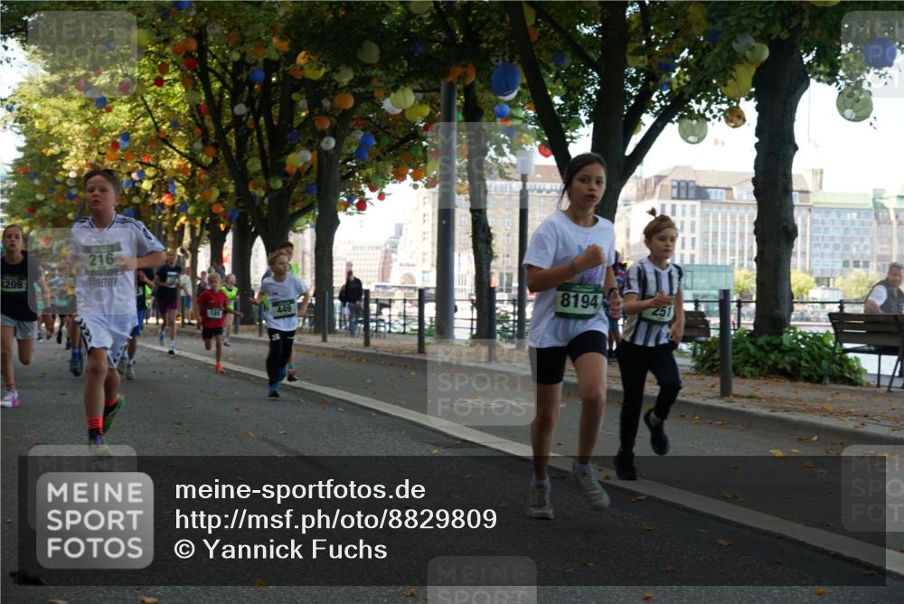 07.09.2025 - BARMER Alsterlauf Yannick Fuchs http://msf.ph/oto/8829809 07.09.2025 10:48:12 Laufen 3209, 216, 8194, 449 meine-sportfotos.de