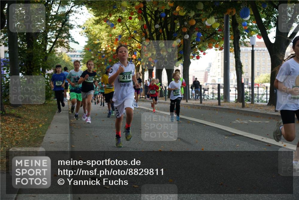 07.09.2025 - BARMER Alsterlauf Yannick Fuchs http://msf.ph/oto/8829811 07.09.2025 10:48:12 Laufen 108, 8209, 261, 112, 216, 1620, 189, 449 meine-sportfotos.de