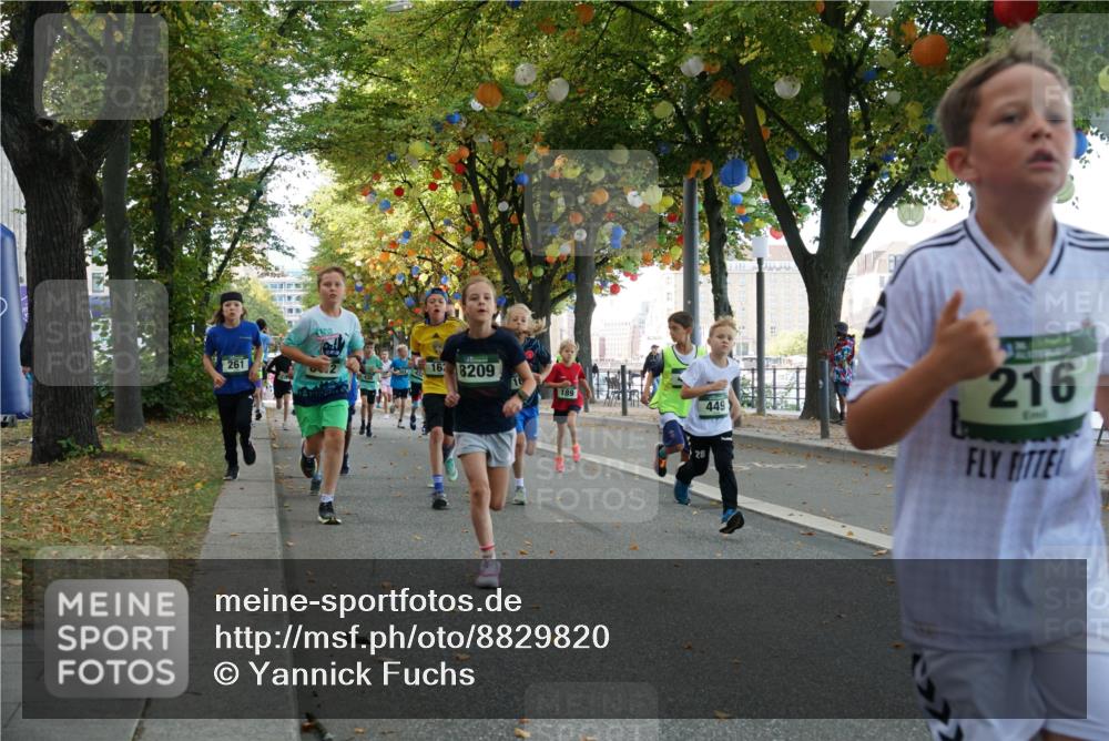 07.09.2025 - BARMER Alsterlauf Yannick Fuchs http://msf.ph/oto/8829820 07.09.2025 10:48:14 Laufen 261, 16, 8209, 189, 449, 28, 216 meine-sportfotos.de