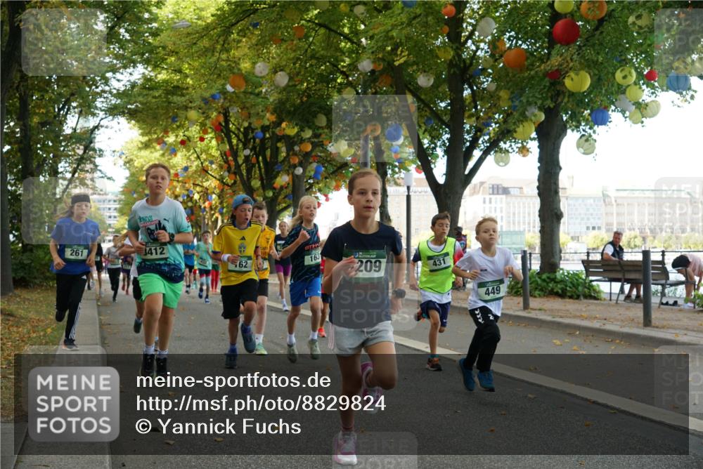 07.09.2025 - BARMER Alsterlauf Yannick Fuchs http://msf.ph/oto/8829824 07.09.2025 10:48:15 Laufen 261, 3412, 62, 163, 209, 431, 449 meine-sportfotos.de