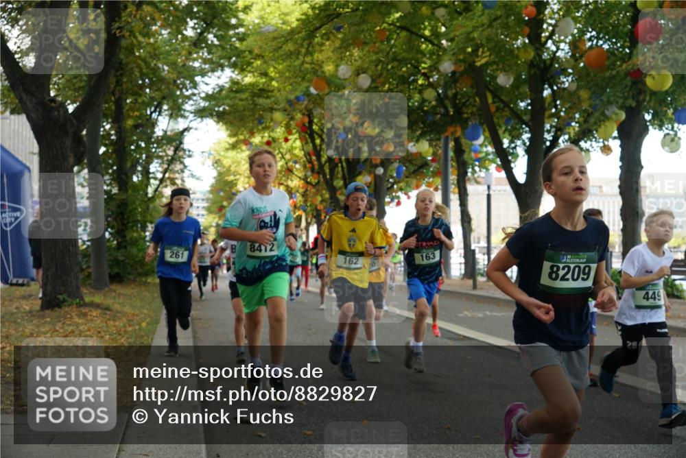 07.09.2025 - BARMER Alsterlauf Yannick Fuchs http://msf.ph/oto/8829827 07.09.2025 10:48:15 Laufen 261, 8412, 162, 163, 36, 8209, 28, 449 meine-sportfotos.de