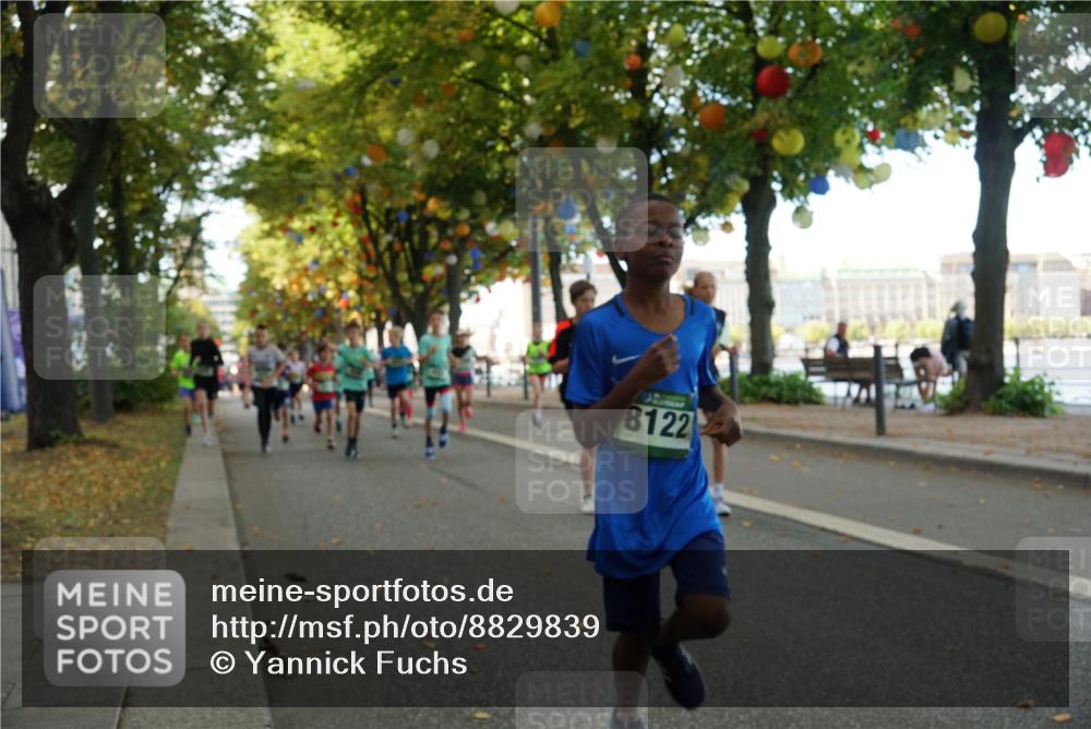 07.09.2025 - BARMER Alsterlauf Yannick Fuchs http://msf.ph/oto/8829839 07.09.2025 10:48:18 Laufen 8122 meine-sportfotos.de