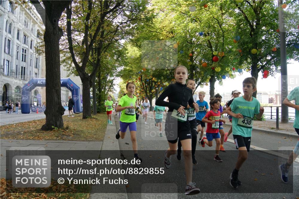 07.09.2025 - BARMER Alsterlauf Yannick Fuchs http://msf.ph/oto/8829855 07.09.2025 10:48:22 Laufen 318, 388, 235, 323, 314, 430 meine-sportfotos.de