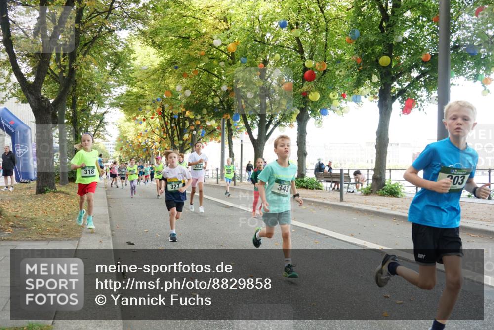 07.09.2025 - BARMER Alsterlauf Yannick Fuchs http://msf.ph/oto/8829858 07.09.2025 10:48:23 Laufen 318, 327, 203, 343, 203 meine-sportfotos.de