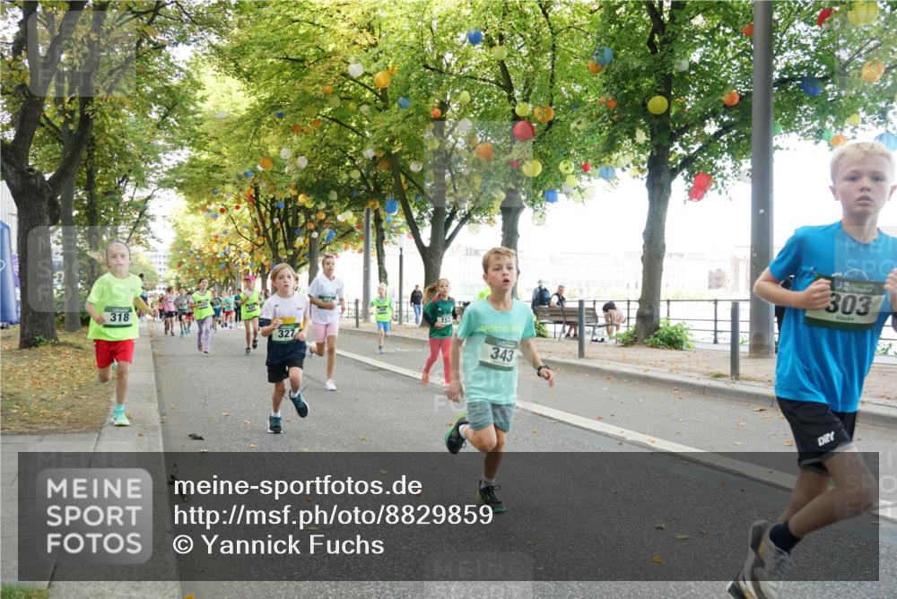 07.09.2025 - BARMER Alsterlauf Yannick Fuchs http://msf.ph/oto/8829859 07.09.2025 10:48:23 Laufen 318, 327, 153, 343, 303 meine-sportfotos.de
