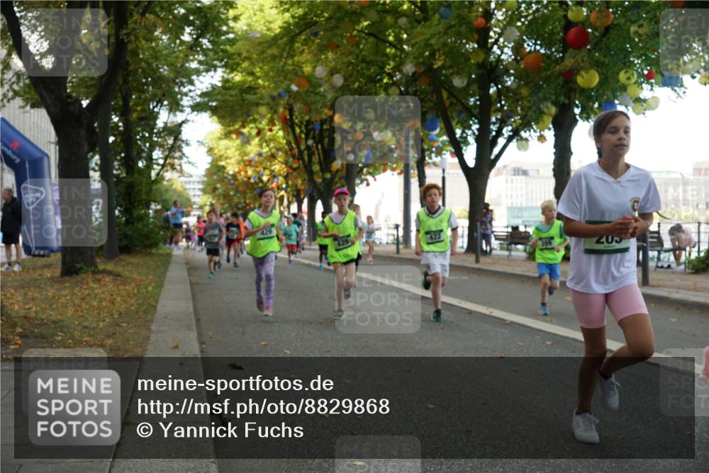 07.09.2025 - BARMER Alsterlauf Yannick Fuchs http://msf.ph/oto/8829868 07.09.2025 10:48:25 Laufen 422, 255 meine-sportfotos.de