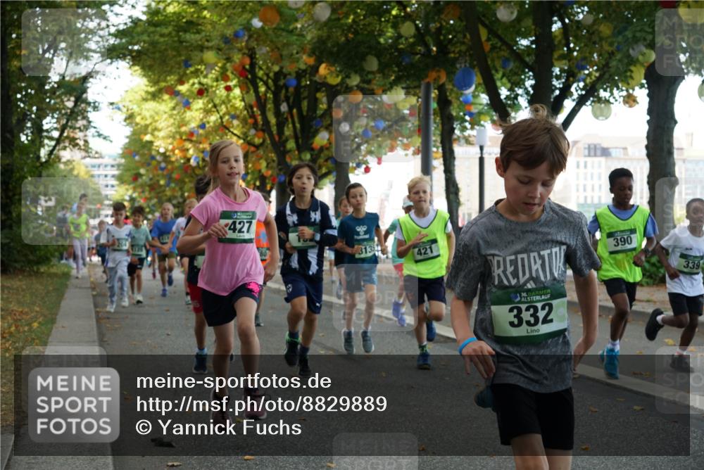 07.09.2025 - BARMER Alsterlauf Yannick Fuchs http://msf.ph/oto/8829889 07.09.2025 10:48:29 Laufen 427, 3135, 421, 36, 332, 390, 339 meine-sportfotos.de