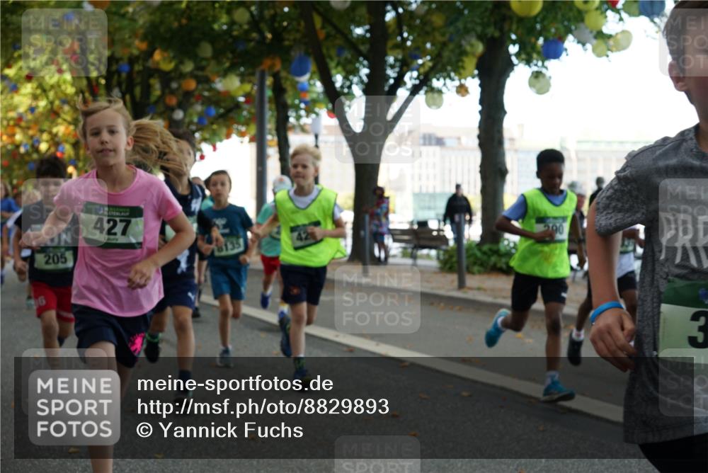 07.09.2025 - BARMER Alsterlauf Yannick Fuchs http://msf.ph/oto/8829893 07.09.2025 10:48:30 Laufen 205, 427, 18135, 290, 3 meine-sportfotos.de