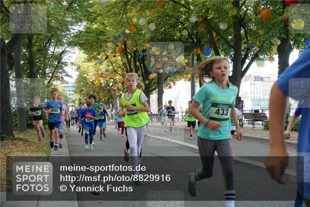 07.09.2025 - BARMER Alsterlauf Yannick Fuchs http://msf.ph/oto/8829916 07.09.2025 10:48:35 Laufen 3085, 296, 170, 409, 448, 433 meine-sportfotos.de