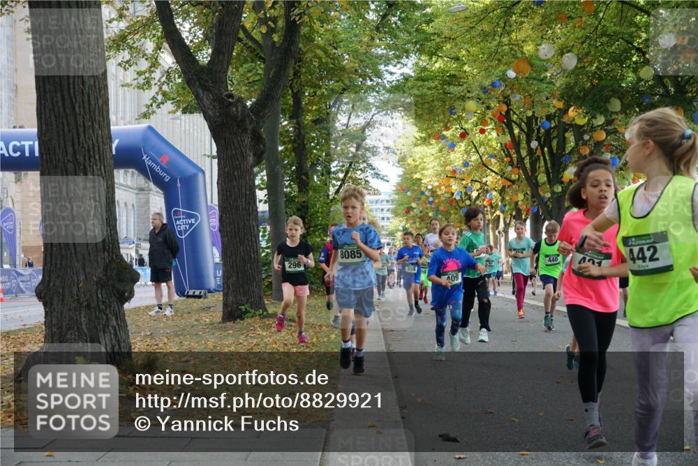 07.09.2025 - BARMER Alsterlauf Yannick Fuchs http://msf.ph/oto/8829921 07.09.2025 10:48:36 Laufen 296, 8085, 156, 409, 440, 401, 442 meine-sportfotos.de