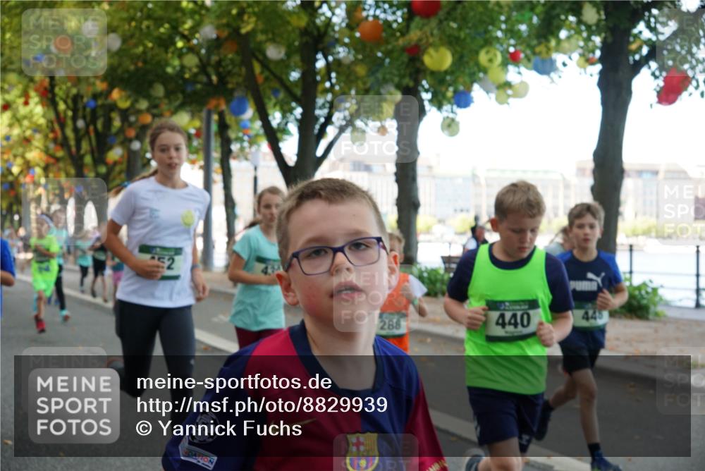 07.09.2025 - BARMER Alsterlauf Yannick Fuchs http://msf.ph/oto/8829939 07.09.2025 10:48:40 Laufen 52, 288, 440, 445 meine-sportfotos.de