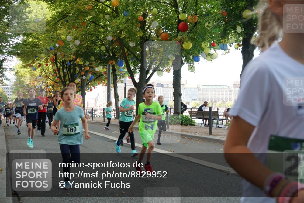 07.09.2025 - BARMER Alsterlauf Yannick Fuchs http://msf.ph/oto/8829952 07.09.2025 10:48:42 Laufen 1376, 266, 160, 403, 2 meine-sportfotos.de