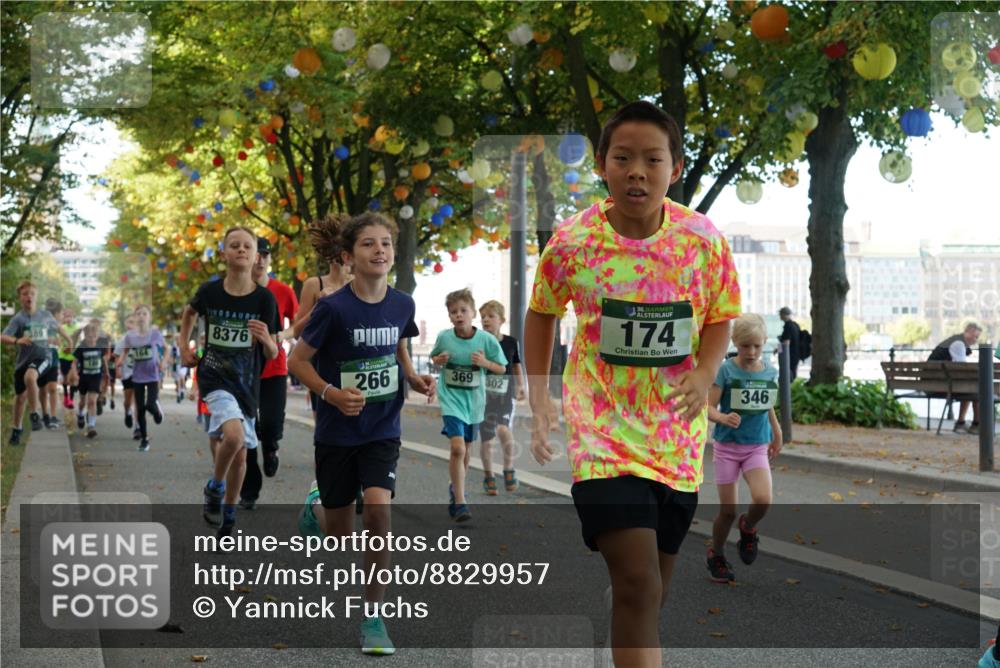 07.09.2025 - BARMER Alsterlauf Yannick Fuchs http://msf.ph/oto/8829957 07.09.2025 10:48:44 Laufen 389, 6164, 8376, 266, 369, 302, 36, 174, 346 meine-sportfotos.de