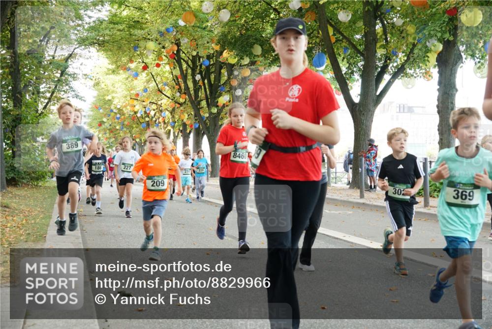 07.09.2025 - BARMER Alsterlauf Yannick Fuchs http://msf.ph/oto/8829966 07.09.2025 10:48:46 Laufen 389, 186, 227, 274, 209, 220, 8460, 30, 369 meine-sportfotos.de