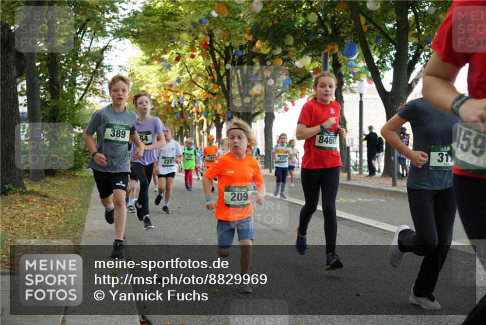 07.09.2025 - BARMER Alsterlauf Yannick Fuchs http://msf.ph/oto/8829969 07.09.2025 10:48:46 Laufen 389, 64, 227, 209, 237, 8460, 31, 59 meine-sportfotos.de
