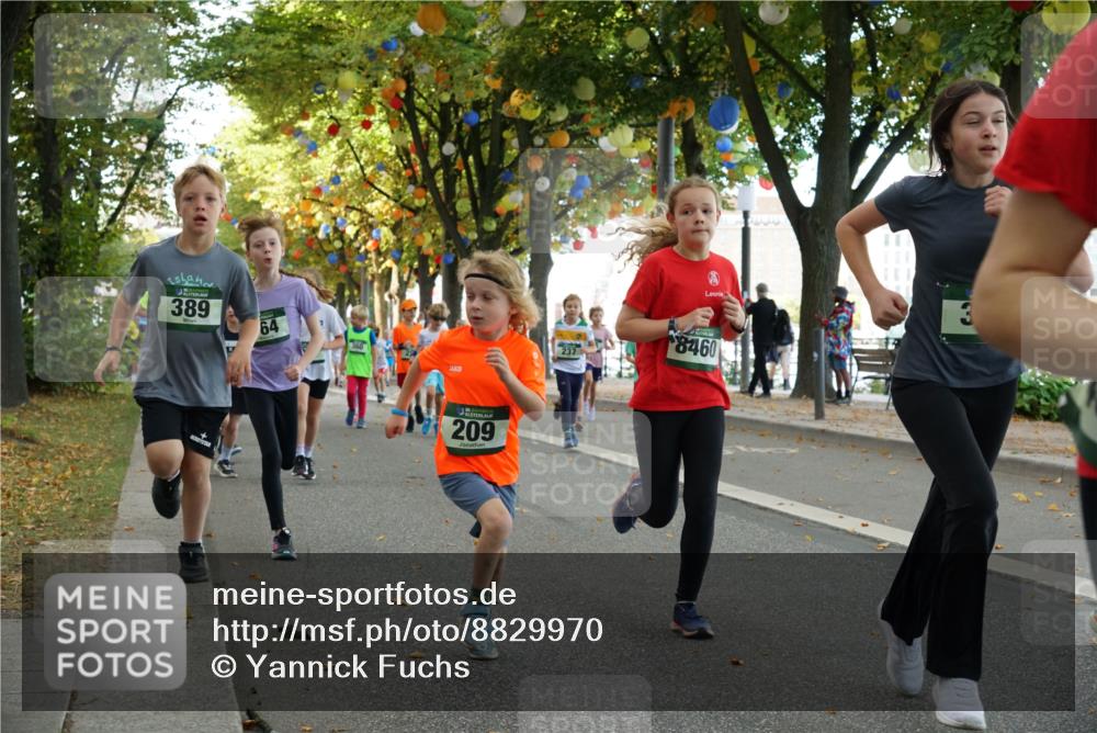 07.09.2025 - BARMER Alsterlauf Yannick Fuchs http://msf.ph/oto/8829970 07.09.2025 10:48:46 Laufen 389, 64, 237, 8460, 209 meine-sportfotos.de