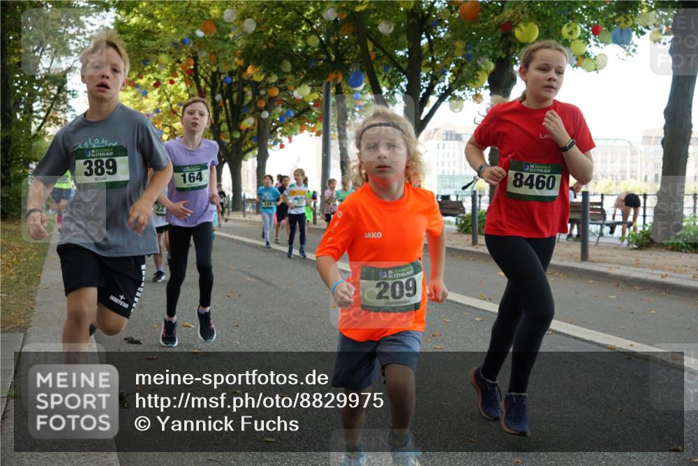 07.09.2025 - BARMER Alsterlauf Yannick Fuchs http://msf.ph/oto/8829975 07.09.2025 10:48:47 Laufen 389, 164, 36, 209, 136, 8460 meine-sportfotos.de