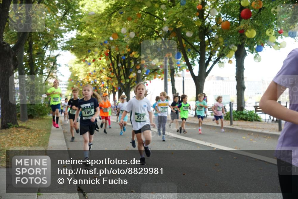 07.09.2025 - BARMER Alsterlauf Yannick Fuchs http://msf.ph/oto/8829981 07.09.2025 10:48:49 Laufen 186, 227 meine-sportfotos.de