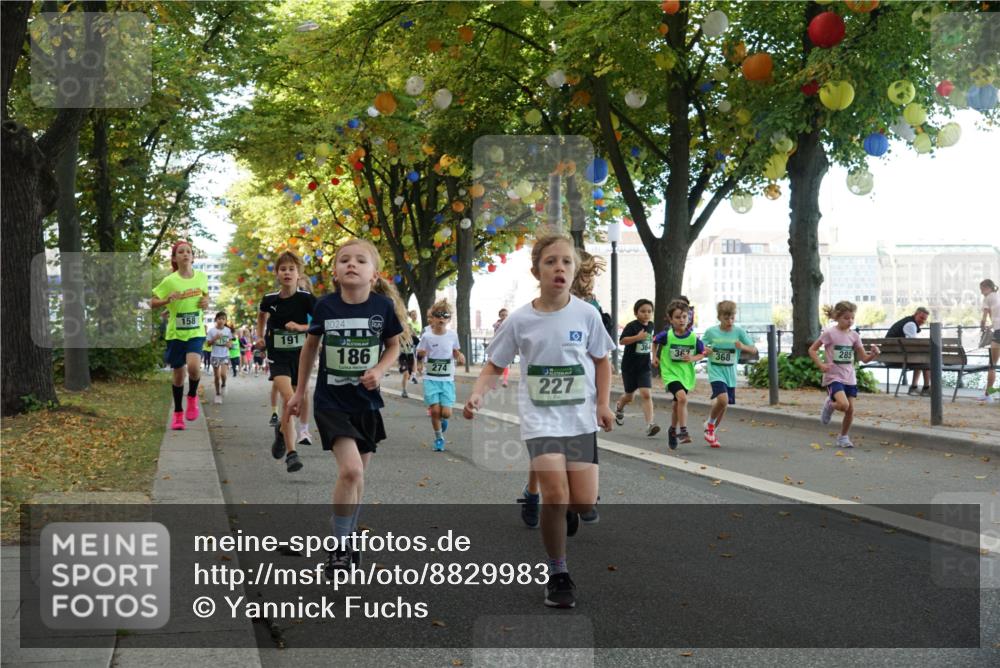 07.09.2025 - BARMER Alsterlauf Yannick Fuchs http://msf.ph/oto/8829983 07.09.2025 10:48:49 Laufen 158, 9, 191, 2024, 186, 274, 367, 368, 285, 227 meine-sportfotos.de