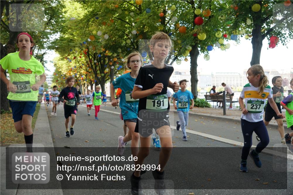 07.09.2025 - BARMER Alsterlauf Yannick Fuchs http://msf.ph/oto/8829994 07.09.2025 10:48:52 Laufen 158, 350, 36, 191, 220, 237, 30, 36 meine-sportfotos.de