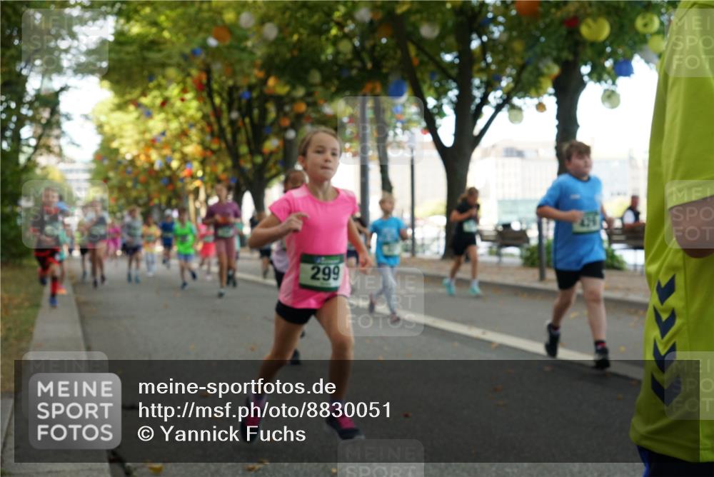 07.09.2025 - BARMER Alsterlauf Yannick Fuchs http://msf.ph/oto/8830051 07.09.2025 10:49:03 Laufen 299 meine-sportfotos.de