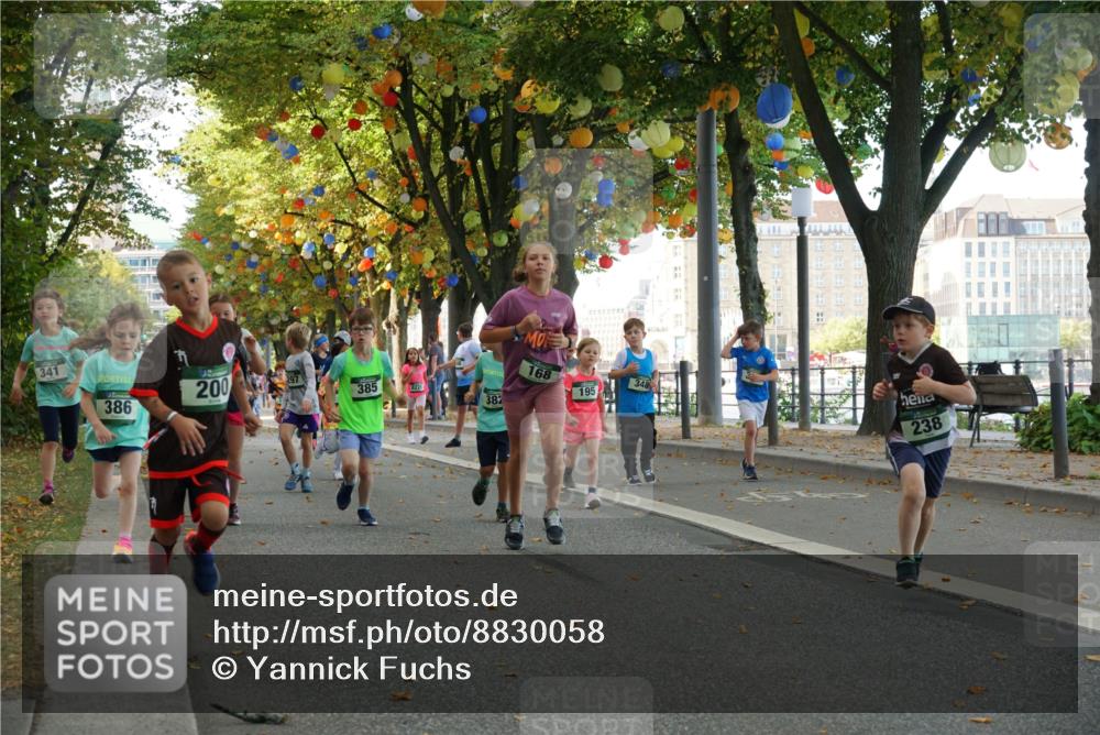 07.09.2025 - BARMER Alsterlauf Yannick Fuchs http://msf.ph/oto/8830058 07.09.2025 10:49:05 Laufen 341, 168, 348, 200, 385, 195, 382, 386, 238 meine-sportfotos.de