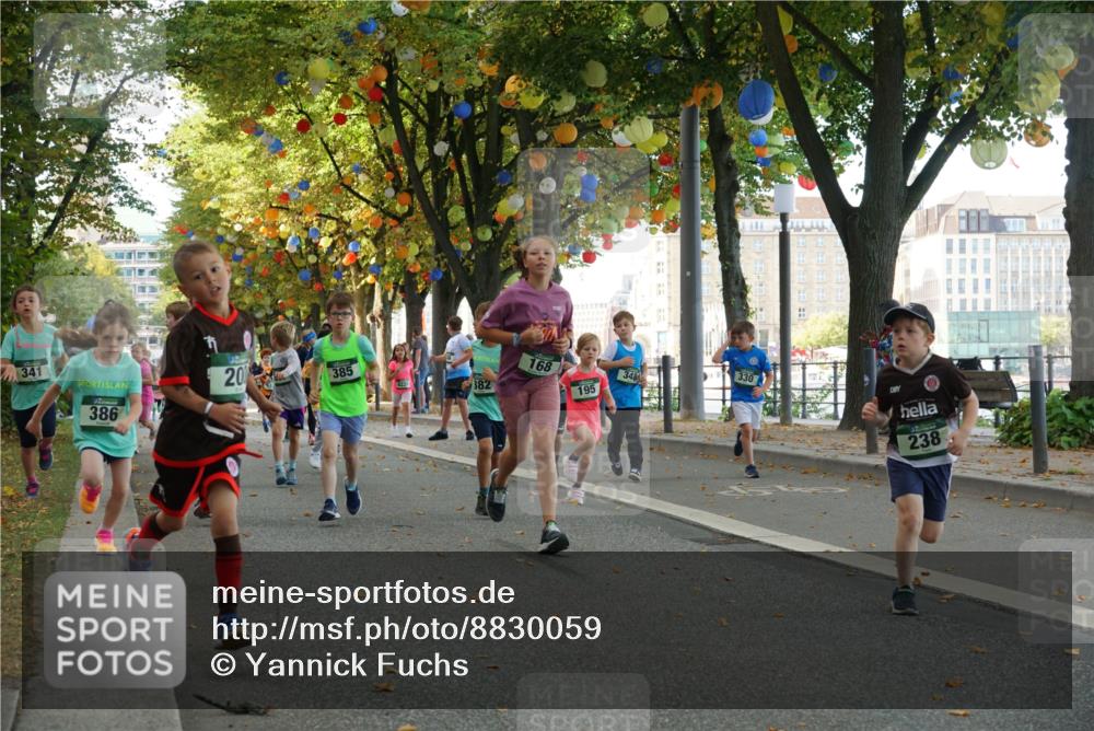 07.09.2025 - BARMER Alsterlauf Yannick Fuchs http://msf.ph/oto/8830059 07.09.2025 10:49:05 Laufen 341, 386, 20, 168, 385, 348, 330, 382, 195, 238 meine-sportfotos.de