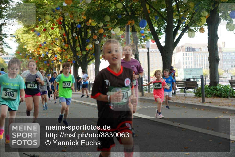 07.09.2025 - BARMER Alsterlauf Yannick Fuchs http://msf.ph/oto/8830063 07.09.2025 10:49:06 Laufen 386, 329, 385, 30, 195 meine-sportfotos.de