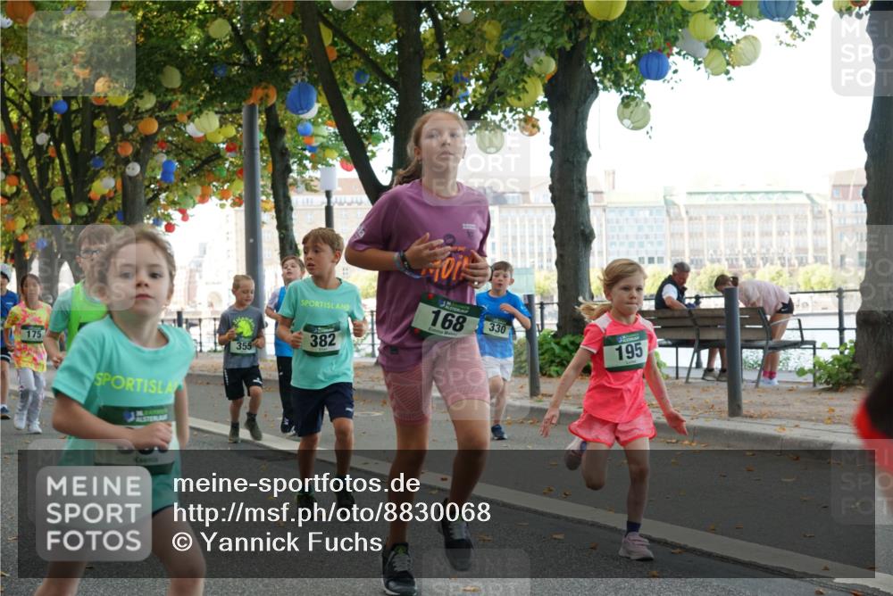 07.09.2025 - BARMER Alsterlauf Yannick Fuchs http://msf.ph/oto/8830068 07.09.2025 10:49:07 Laufen 175, 168, 330, 355, 382, 195 meine-sportfotos.de