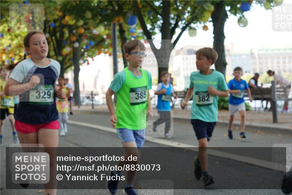 07.09.2025 - BARMER Alsterlauf Yannick Fuchs http://msf.ph/oto/8830073 07.09.2025 10:49:08 Laufen 329, 385, 382 meine-sportfotos.de