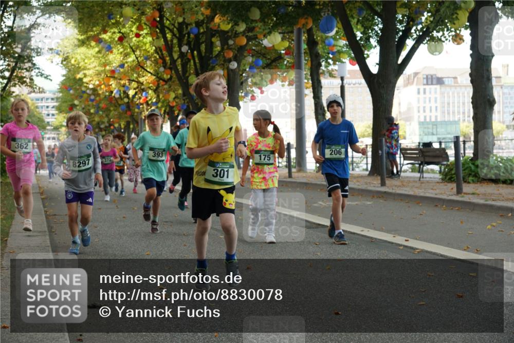 07.09.2025 - BARMER Alsterlauf Yannick Fuchs http://msf.ph/oto/8830078 07.09.2025 10:49:10 Laufen 362, 8297, 372, 393, 301, 175, 206 meine-sportfotos.de