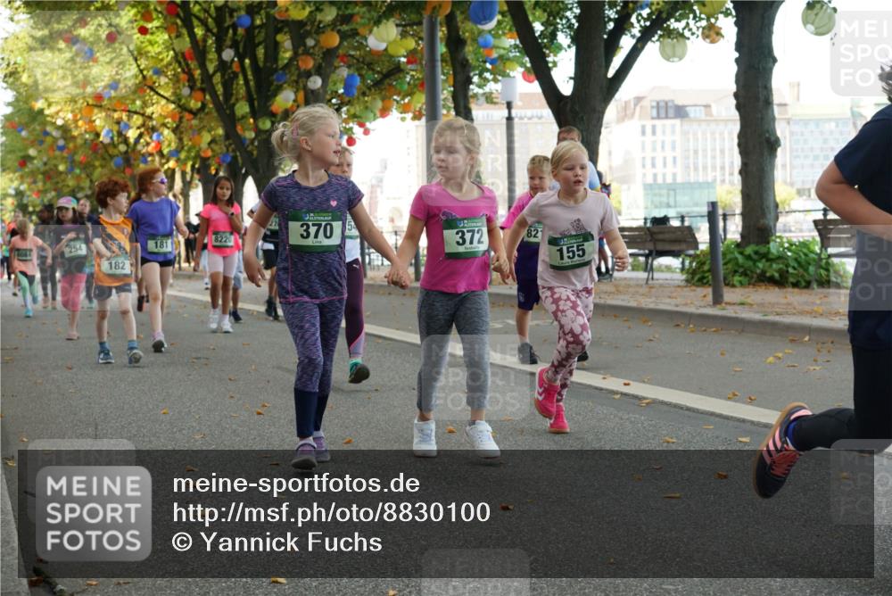 07.09.2025 - BARMER Alsterlauf Yannick Fuchs http://msf.ph/oto/8830100 07.09.2025 10:49:16 Laufen 6084, 254, 181, 8220, 182, 370, 372, 821, 155 meine-sportfotos.de