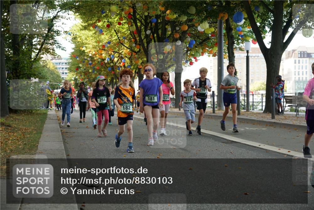 07.09.2025 - BARMER Alsterlauf Yannick Fuchs http://msf.ph/oto/8830103 07.09.2025 10:49:18 Laufen 276, 8087, 254, 181, 220, 215, 182 meine-sportfotos.de