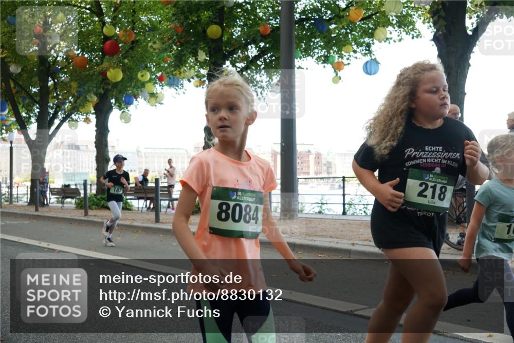 07.09.2025 - BARMER Alsterlauf Yannick Fuchs http://msf.ph/oto/8830132 07.09.2025 10:49:25 Laufen 187, 36, 8084, 36, 218, 1 meine-sportfotos.de