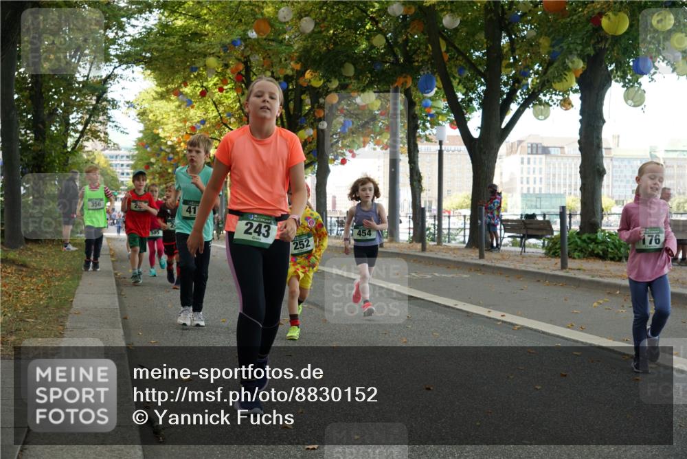 07.09.2025 - BARMER Alsterlauf Yannick Fuchs http://msf.ph/oto/8830152 07.09.2025 10:49:30 Laufen 356, 305, 41, 243, 252, 454, 176 meine-sportfotos.de