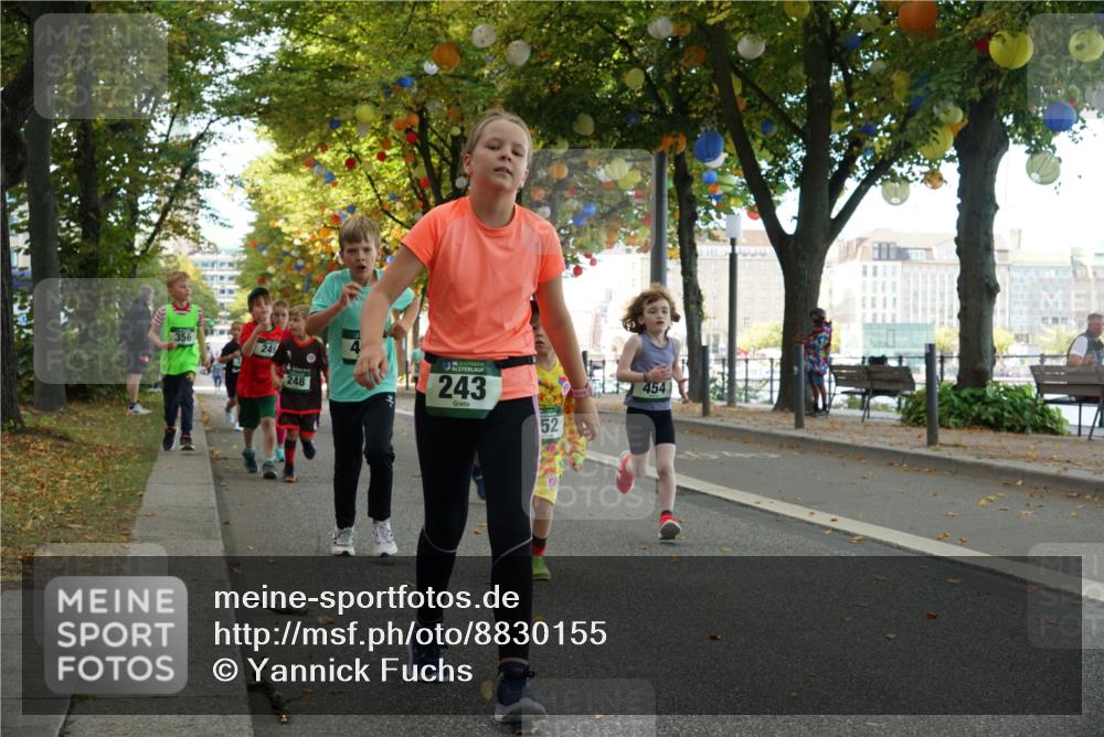 07.09.2025 - BARMER Alsterlauf Yannick Fuchs http://msf.ph/oto/8830155 07.09.2025 10:49:31 Laufen 356, 249, 248, 136, 243, 52, 454 meine-sportfotos.de