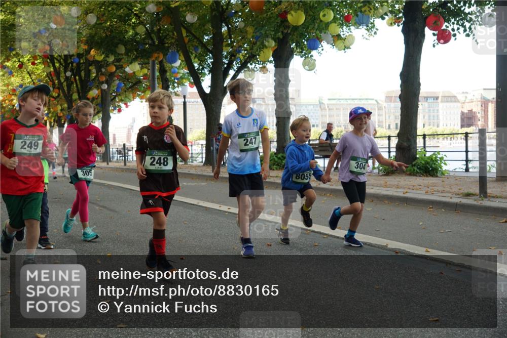07.09.2025 - BARMER Alsterlauf Yannick Fuchs http://msf.ph/oto/8830165 07.09.2025 10:49:34 Laufen 249, 305, 248, 247, 8055, 304 meine-sportfotos.de