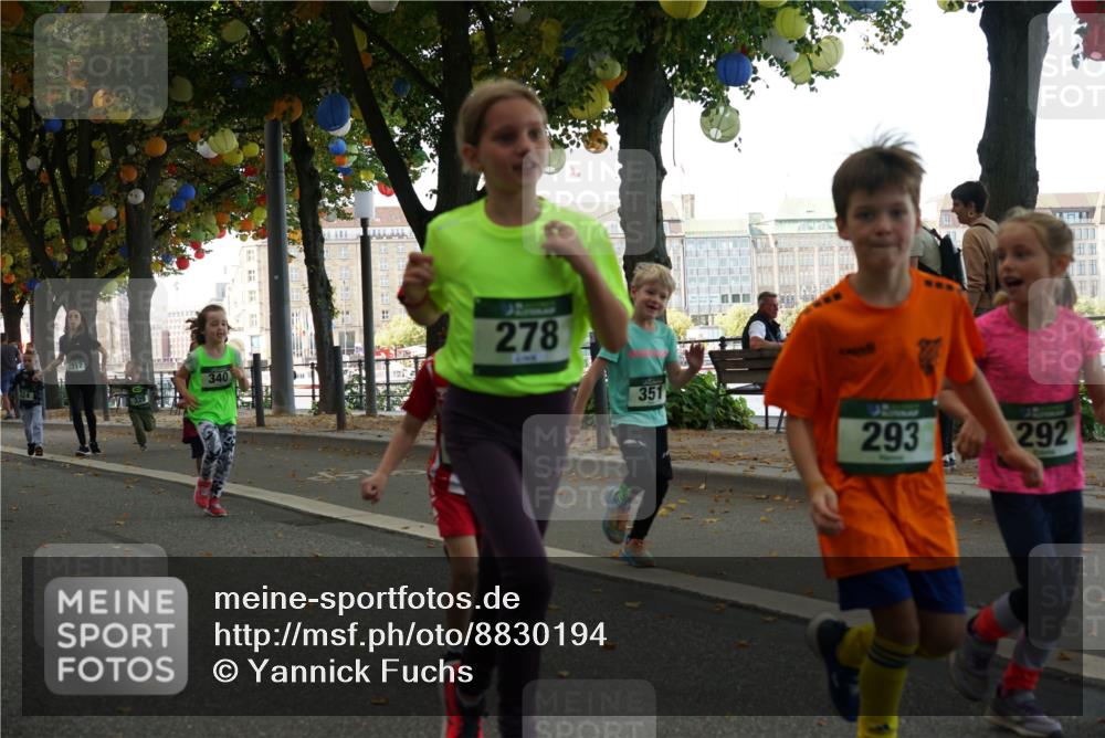 07.09.2025 - BARMER Alsterlauf Yannick Fuchs http://msf.ph/oto/8830194 07.09.2025 10:49:40 Laufen 1217, 340, 278, 844, 351, 293, 292 meine-sportfotos.de