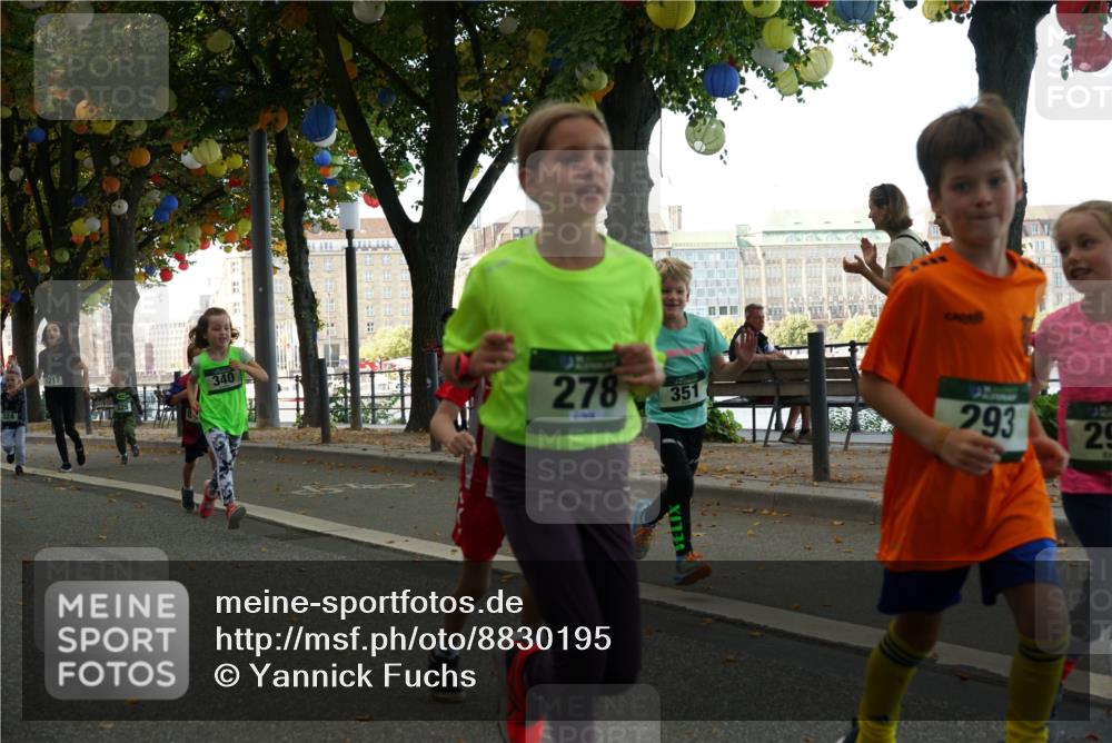 07.09.2025 - BARMER Alsterlauf Yannick Fuchs http://msf.ph/oto/8830195 07.09.2025 10:49:41 Laufen 3249, 1217, 340, 278, 351, 293, 29 meine-sportfotos.de