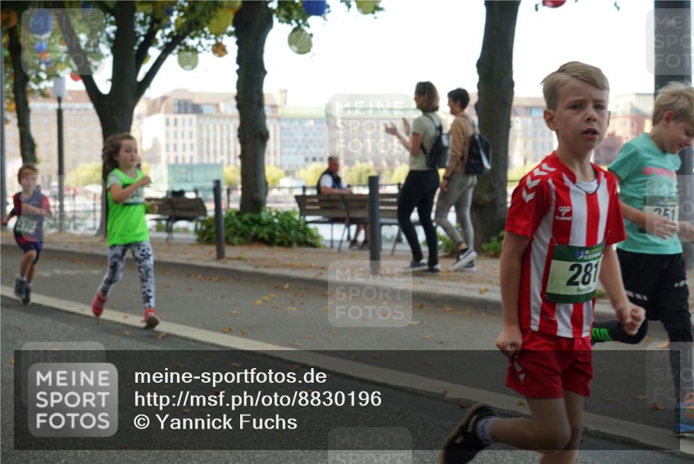 07.09.2025 - BARMER Alsterlauf Yannick Fuchs http://msf.ph/oto/8830196 07.09.2025 10:49:41 Laufen 251, 281 meine-sportfotos.de