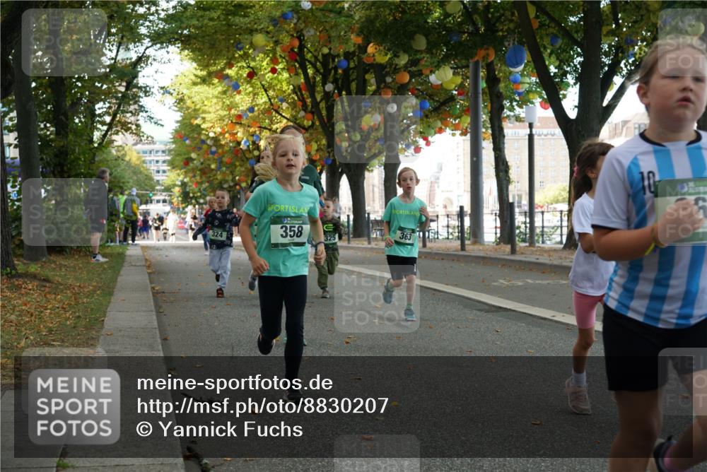 07.09.2025 - BARMER Alsterlauf Yannick Fuchs http://msf.ph/oto/8830207 07.09.2025 10:49:45 Laufen 324, 358, 325, 363 meine-sportfotos.de