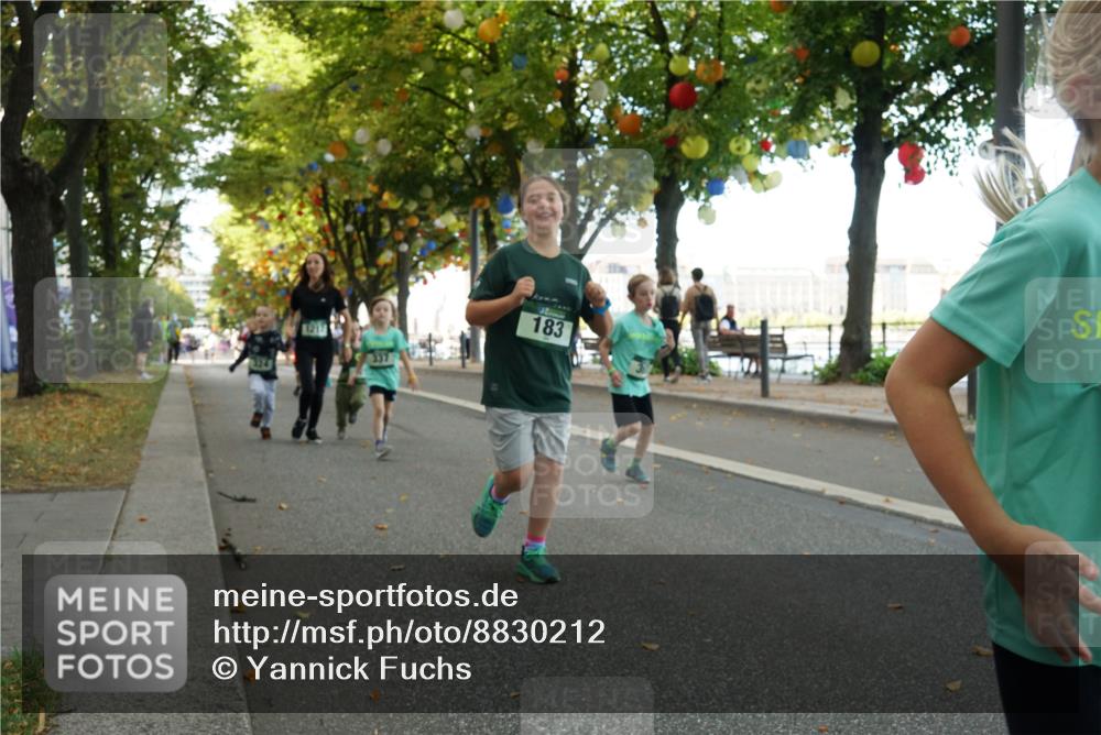07.09.2025 - BARMER Alsterlauf Yannick Fuchs http://msf.ph/oto/8830212 07.09.2025 10:49:47 Laufen 183 meine-sportfotos.de