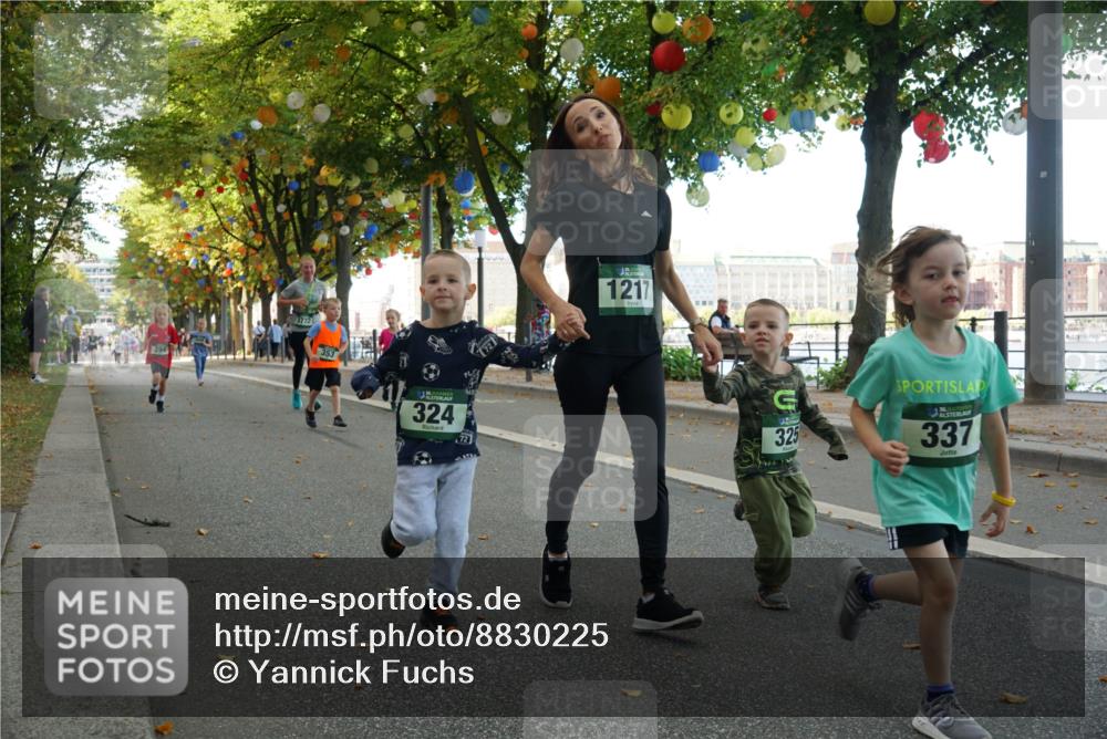 07.09.2025 - BARMER Alsterlauf Yannick Fuchs http://msf.ph/oto/8830225 07.09.2025 10:49:49 Laufen 3772, 136, 324, 72, 1721, 1217, 325, 337 meine-sportfotos.de