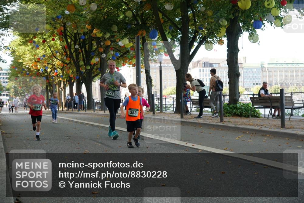 07.09.2025 - BARMER Alsterlauf Yannick Fuchs http://msf.ph/oto/8830228 07.09.2025 10:49:50 Laufen 294, 8086, 353 meine-sportfotos.de
